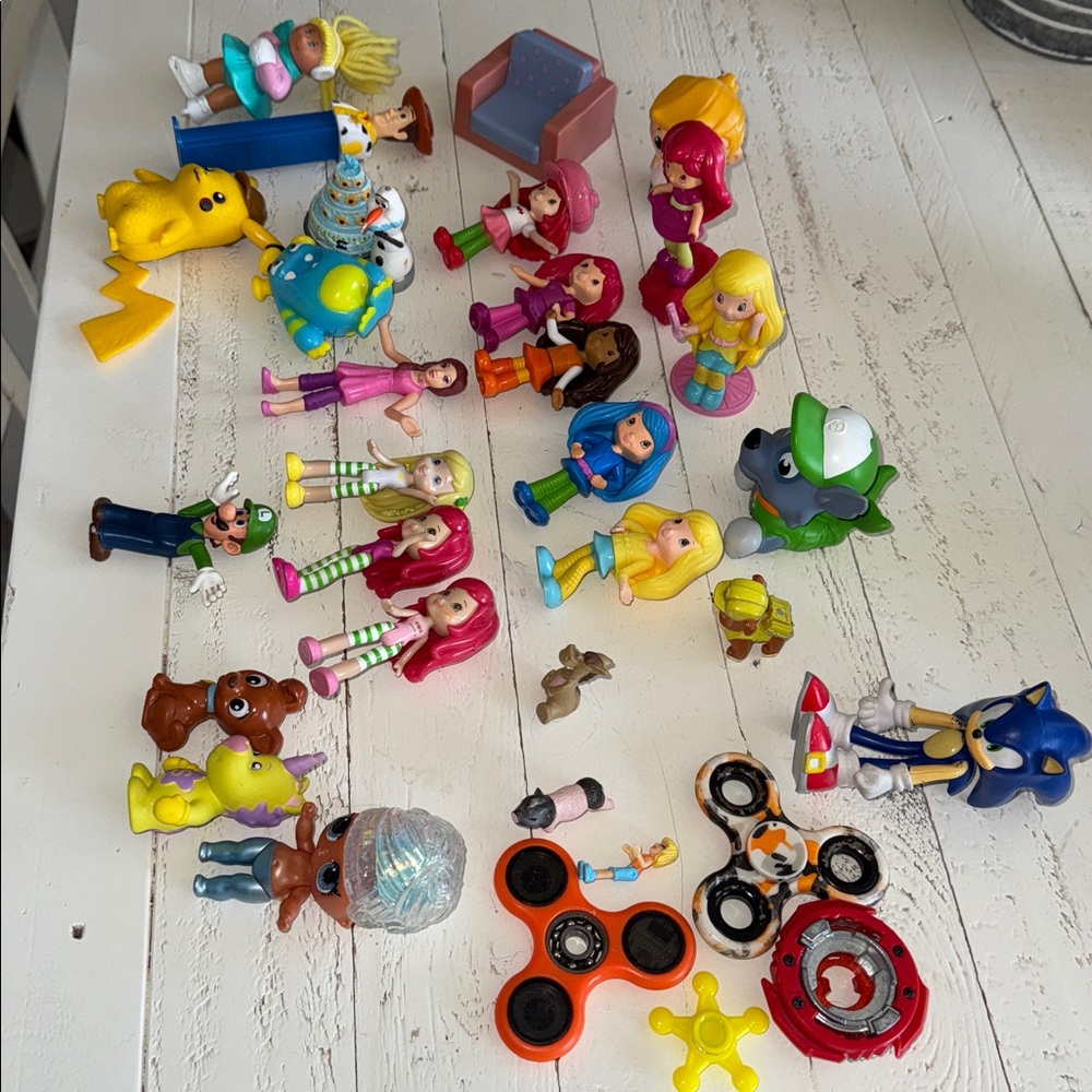 Y2K Colorful Toy Figurines sonic, cabbage patch, pikatchu, strawberry shortcake